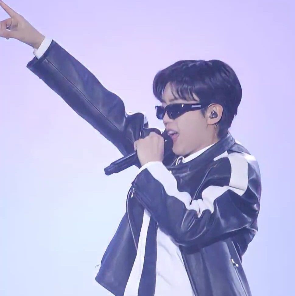 Foto terbaru dari Lim Youngwoong