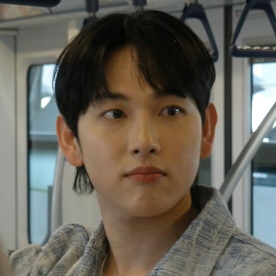 A moment captured by a fan of Lim Siwan