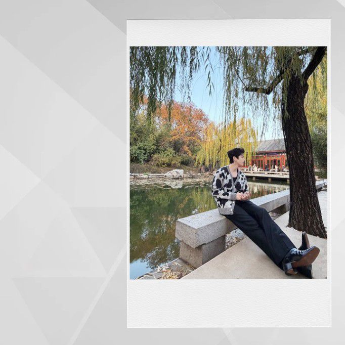 Latest photo of Bai Jingting