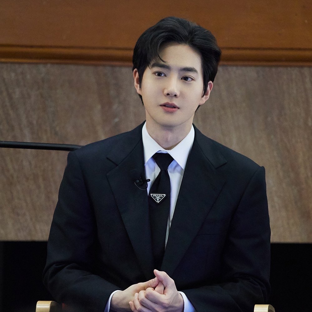 Foto kegiatan terbaru dari Suho