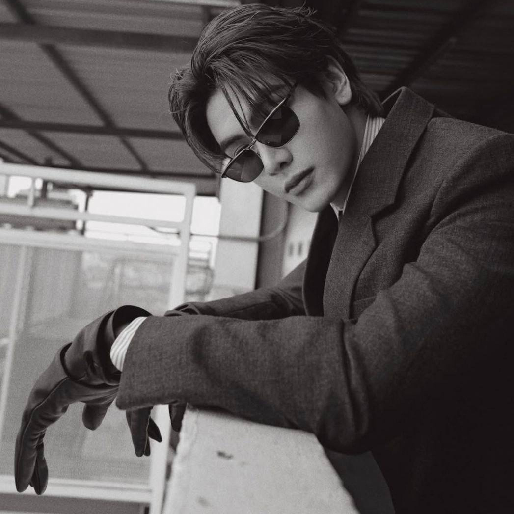 Behind-the-scenes cut of Joong Archen Aydin