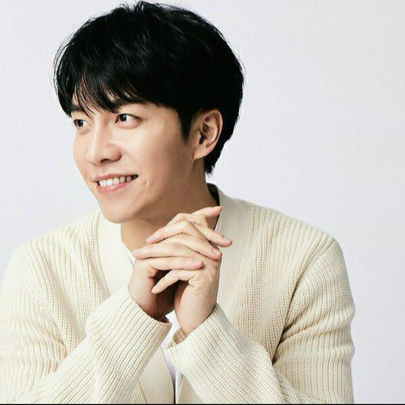 李升基的近期活动照