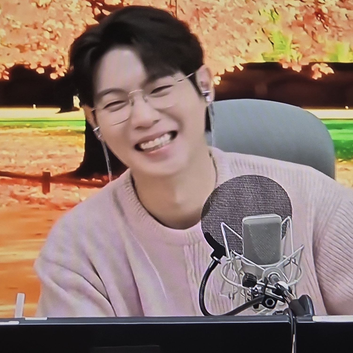 Recent activity shot of Son Taejin