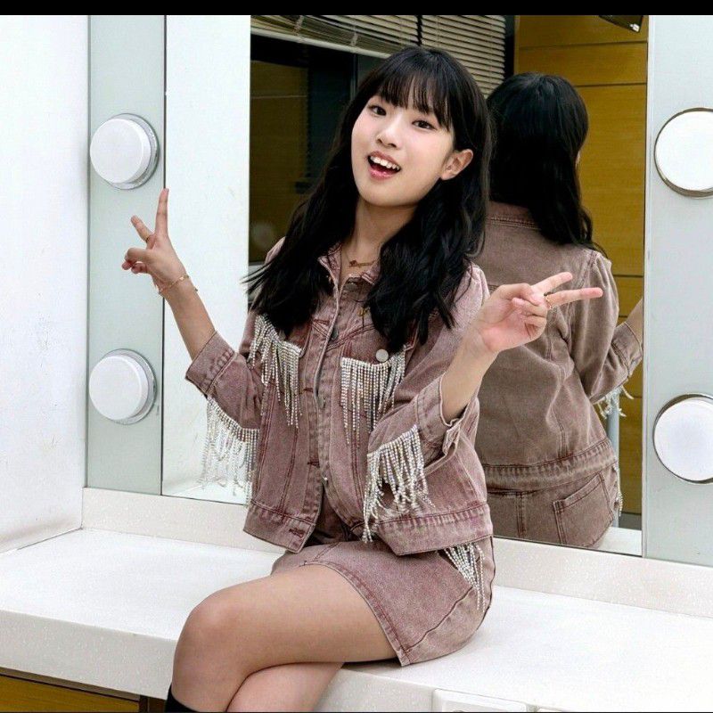 Behind-the-scenes cut of Bin Yeseo