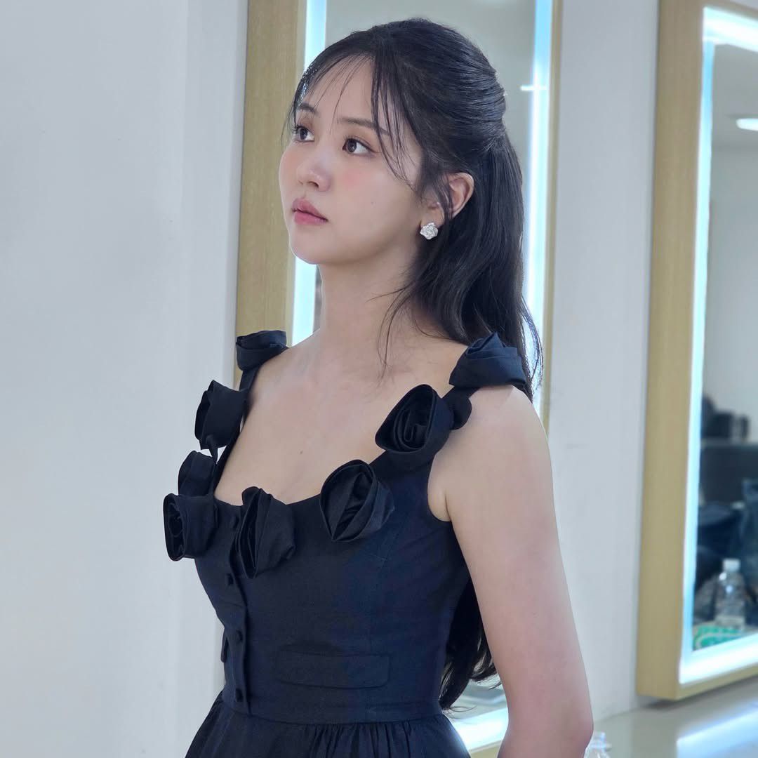 Cuplikan di balik layar dari Kim Sohyun