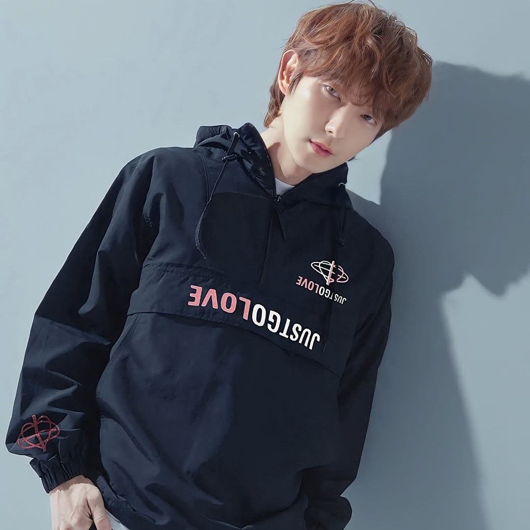 Recent activity shot of Lee Joongi