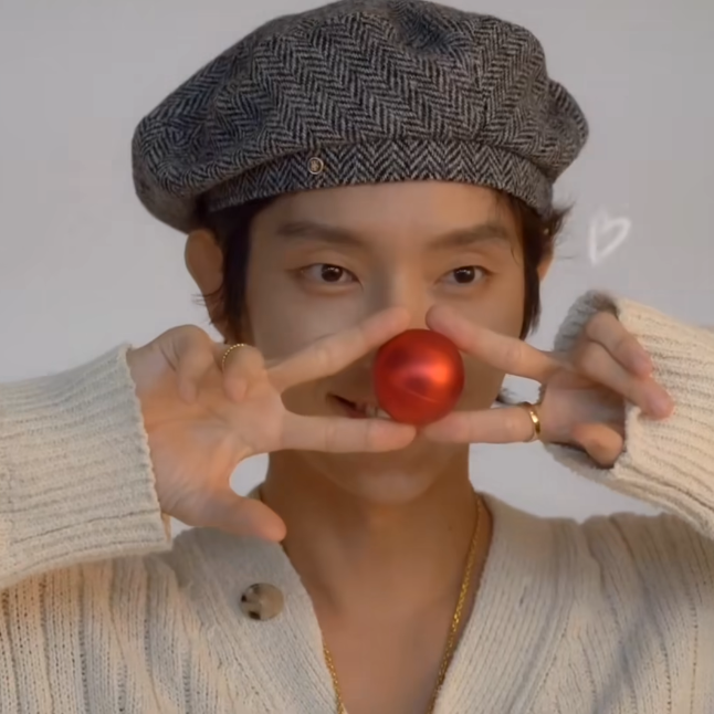 Behind-the-scenes cut of Lee Joongi