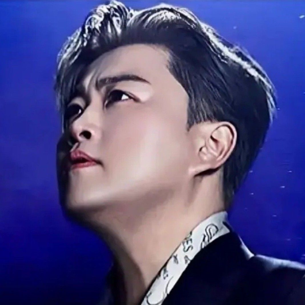 Behind-the-scenes cut of Kim Hojoong