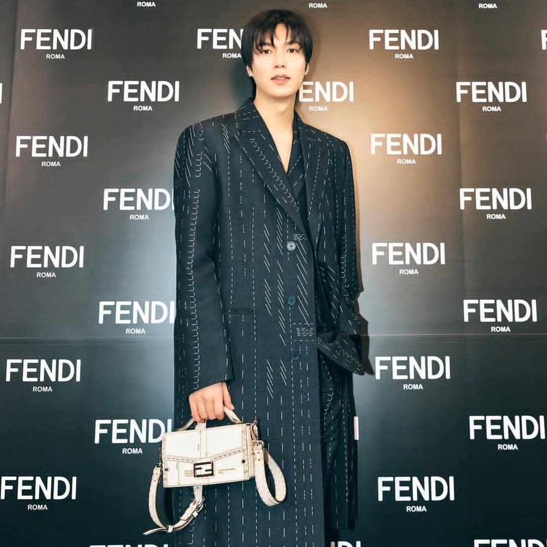 李敏镐的最新照片