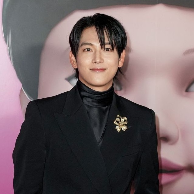 Latest photo of Lim Siwan
