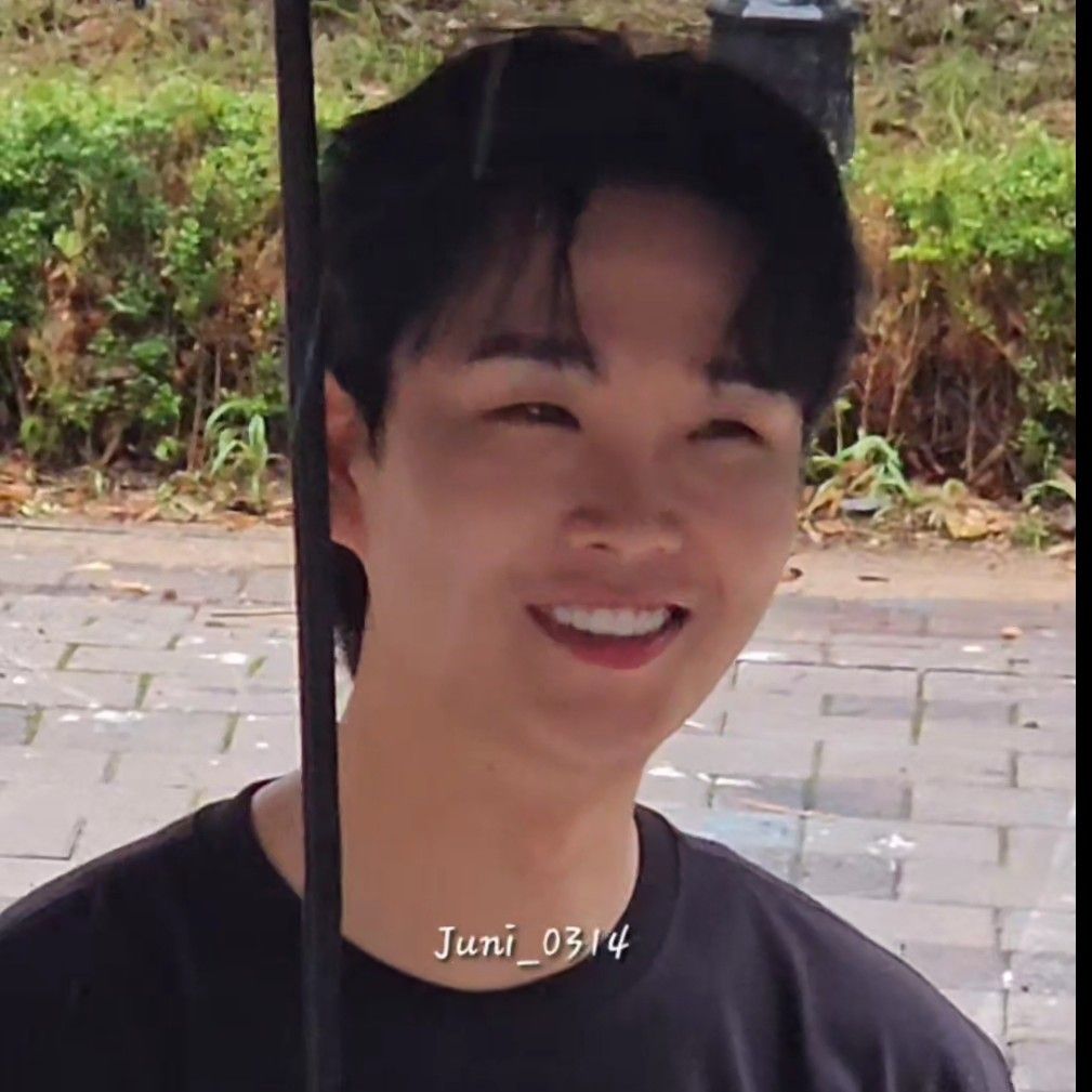 Behind-the-scenes cut of Song Minjun