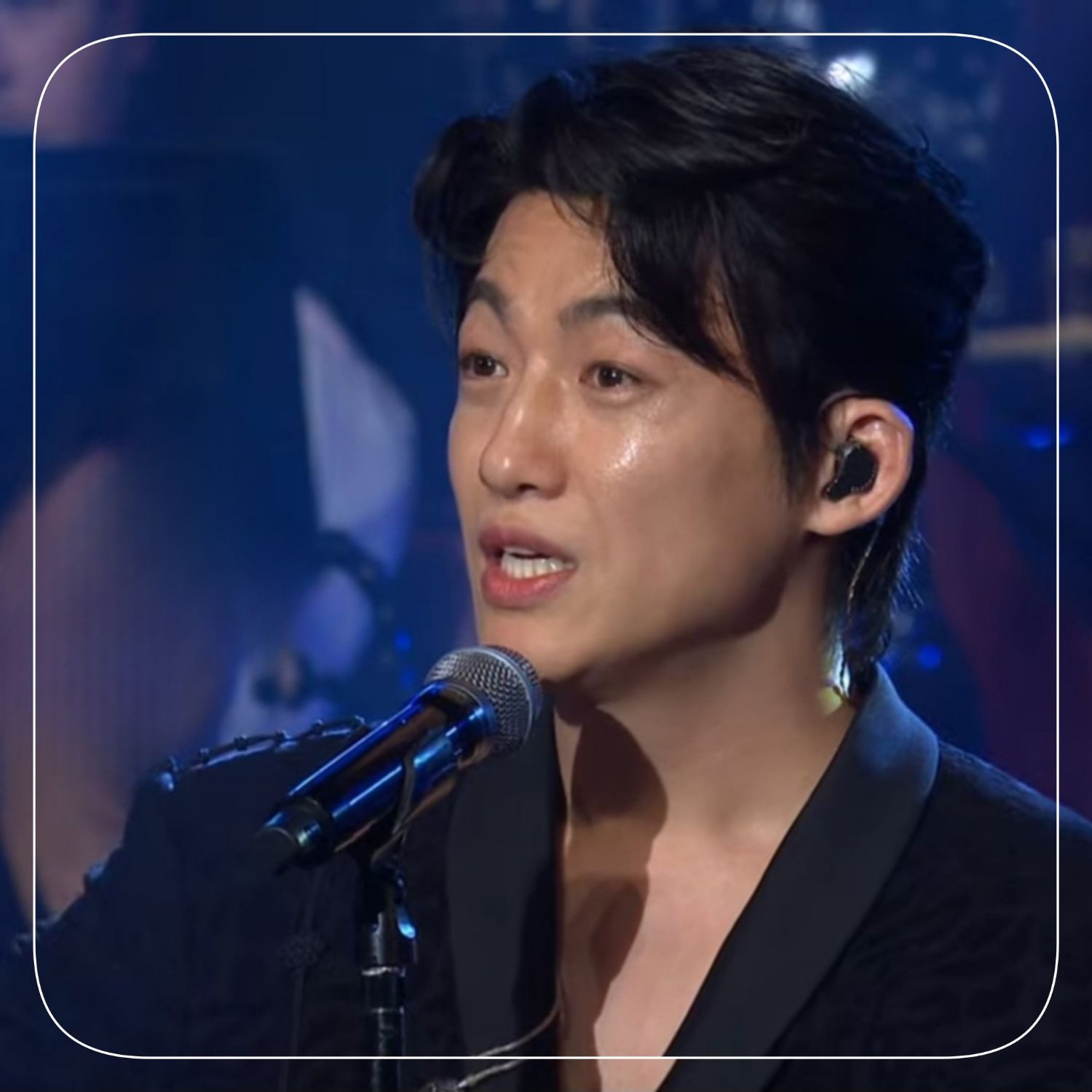 Behind-the-scenes cut of Shin Seungtae