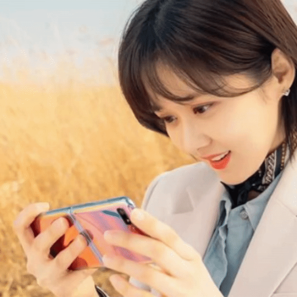 Recent activity shot of Jang Nara