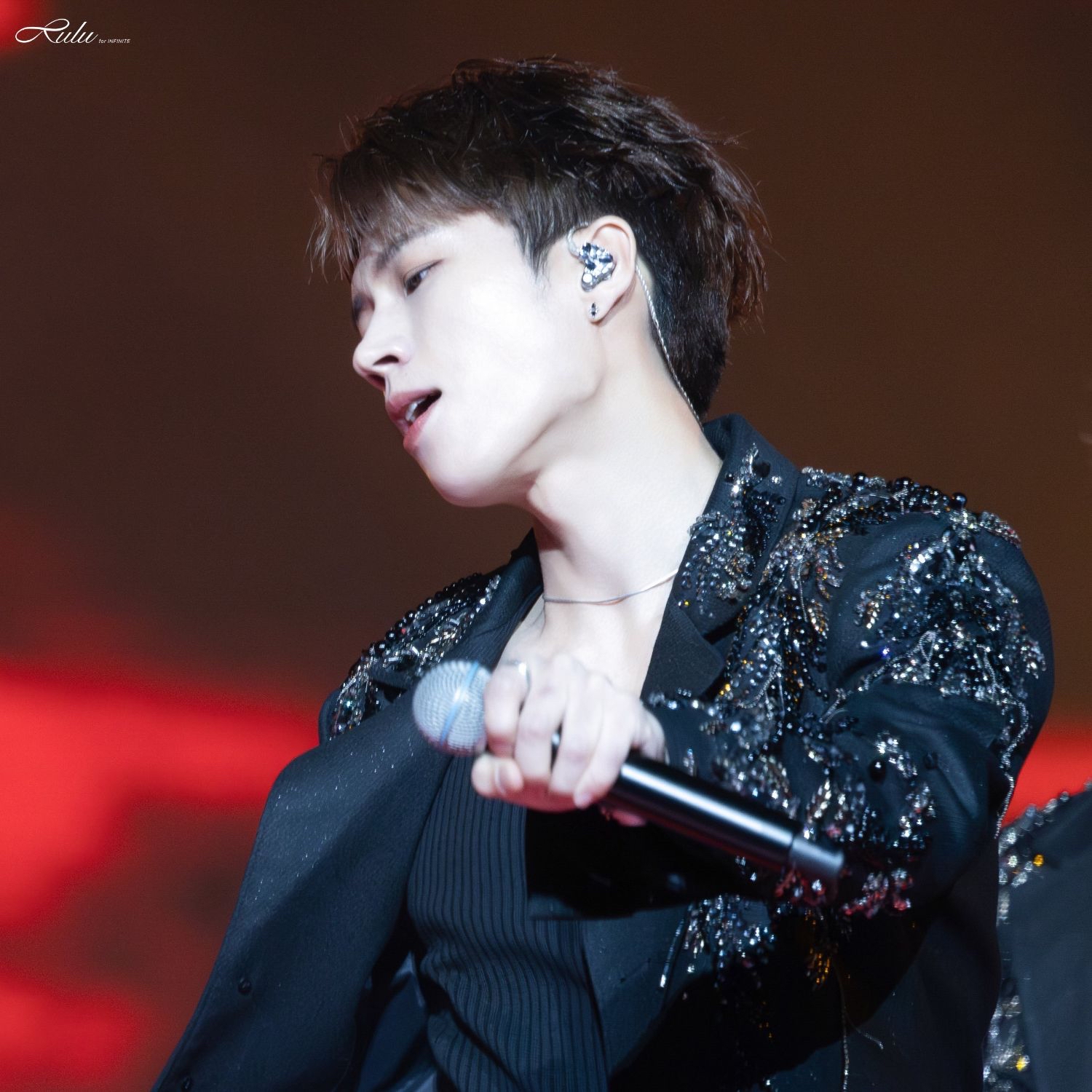 A moment captured by a fan of Nam Woohyun