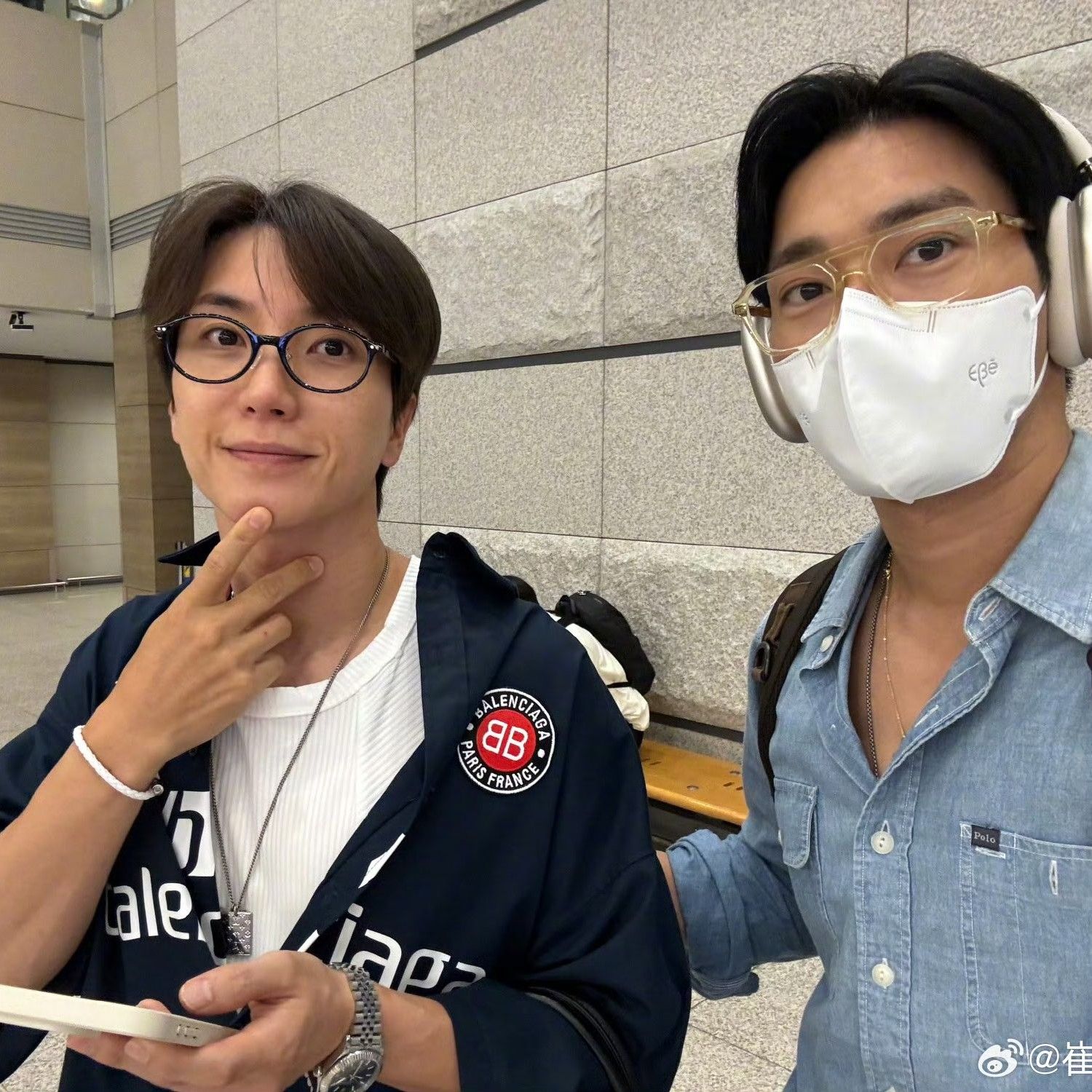 Recent activity shot of Choi Siwon