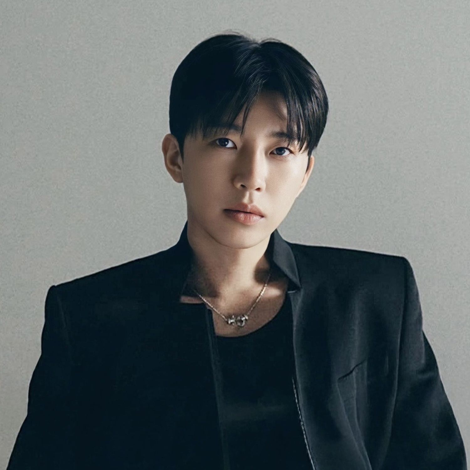 Recent activity shot of Lim Youngwoong