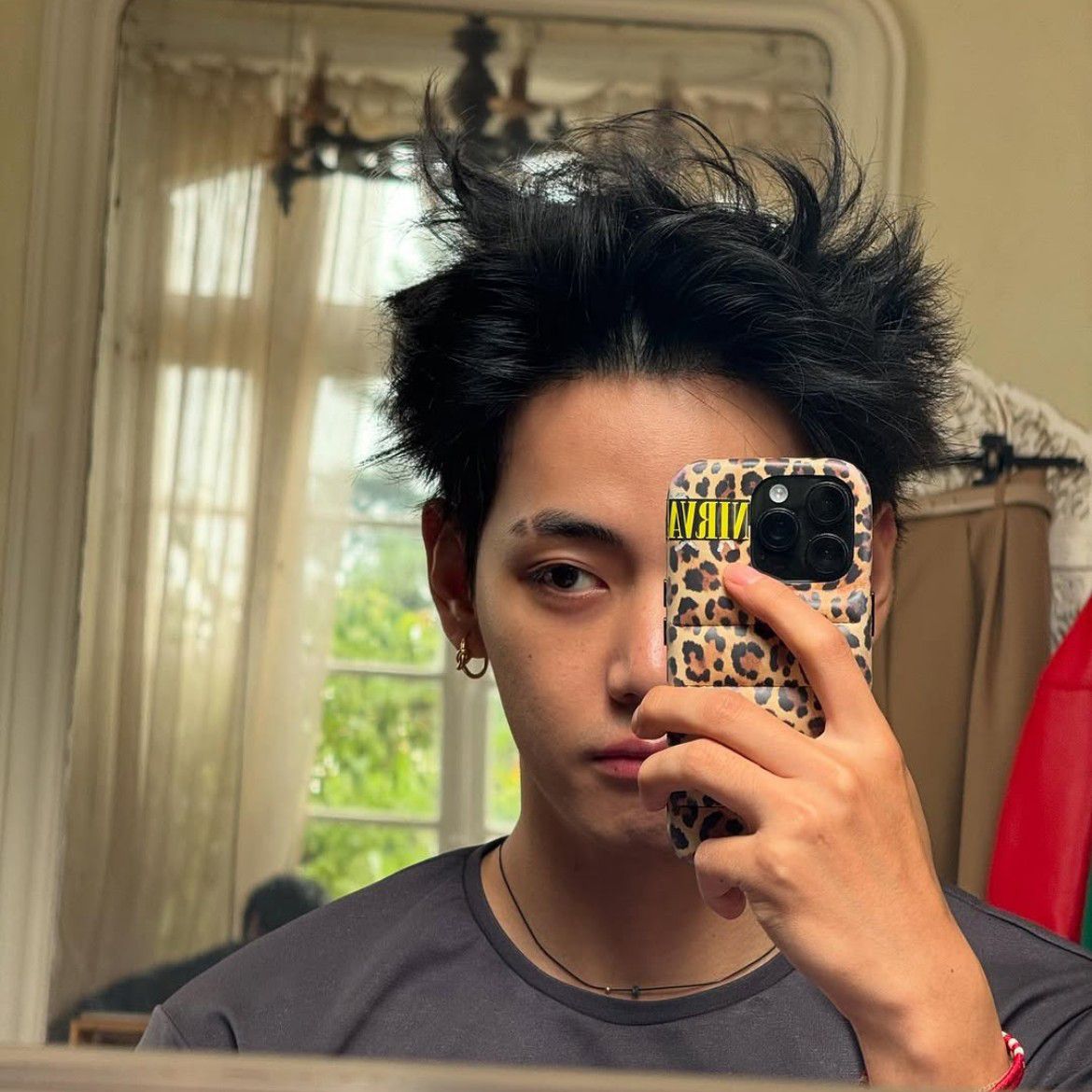 Latest photo of Kim Taehyung (V)