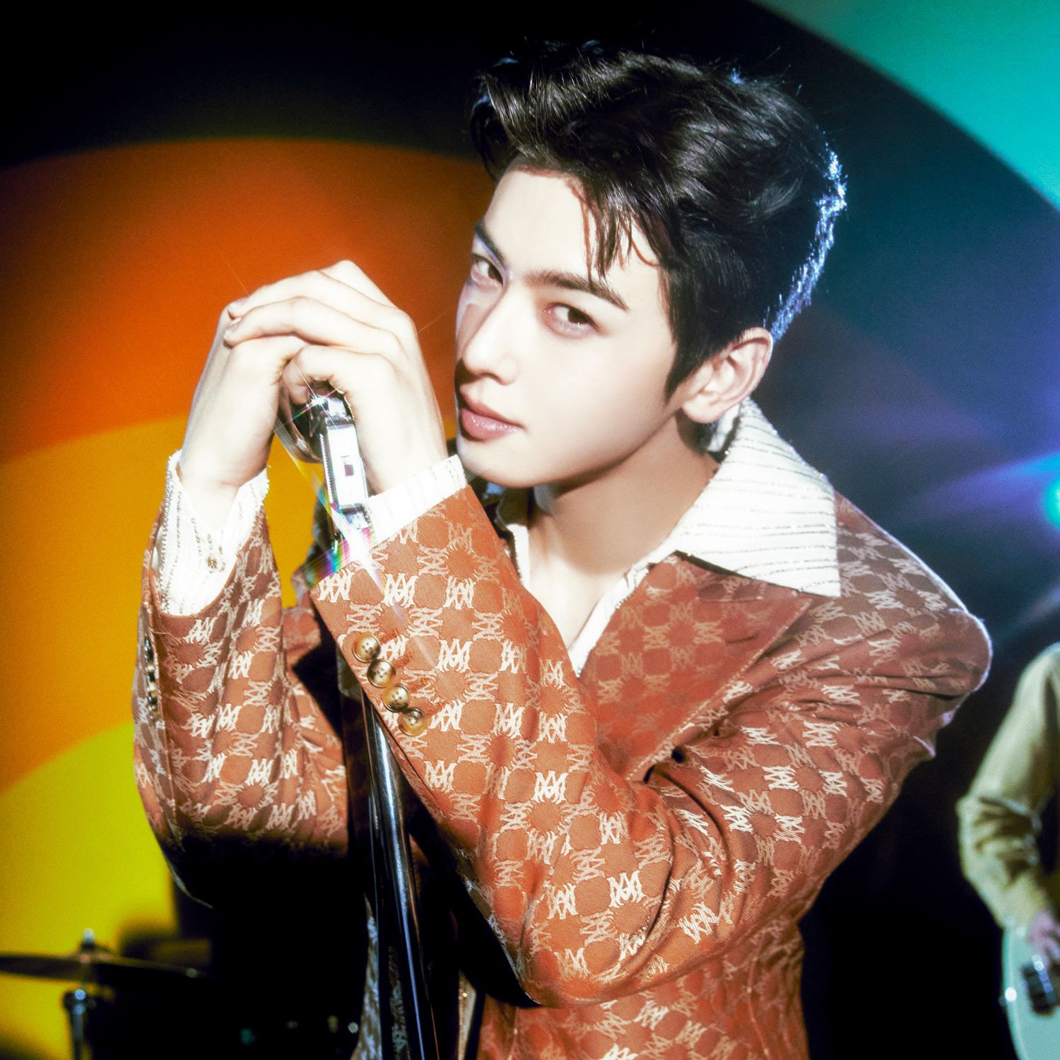 A moment captured by a fan of Cha Eunwoo