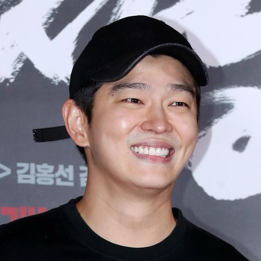 Behind-the-scenes cut of Yoon Kyunsang