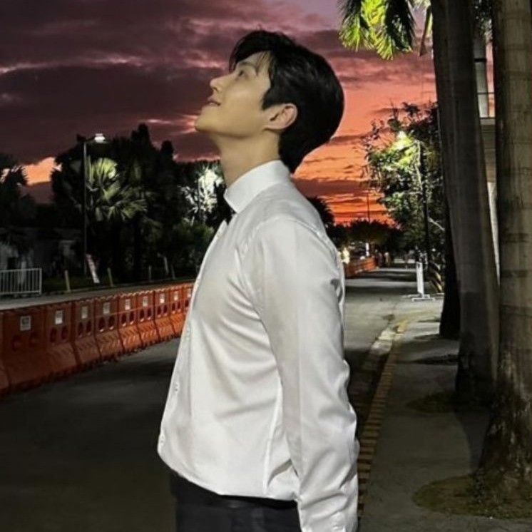 Recent activity shot of Kim Seonho