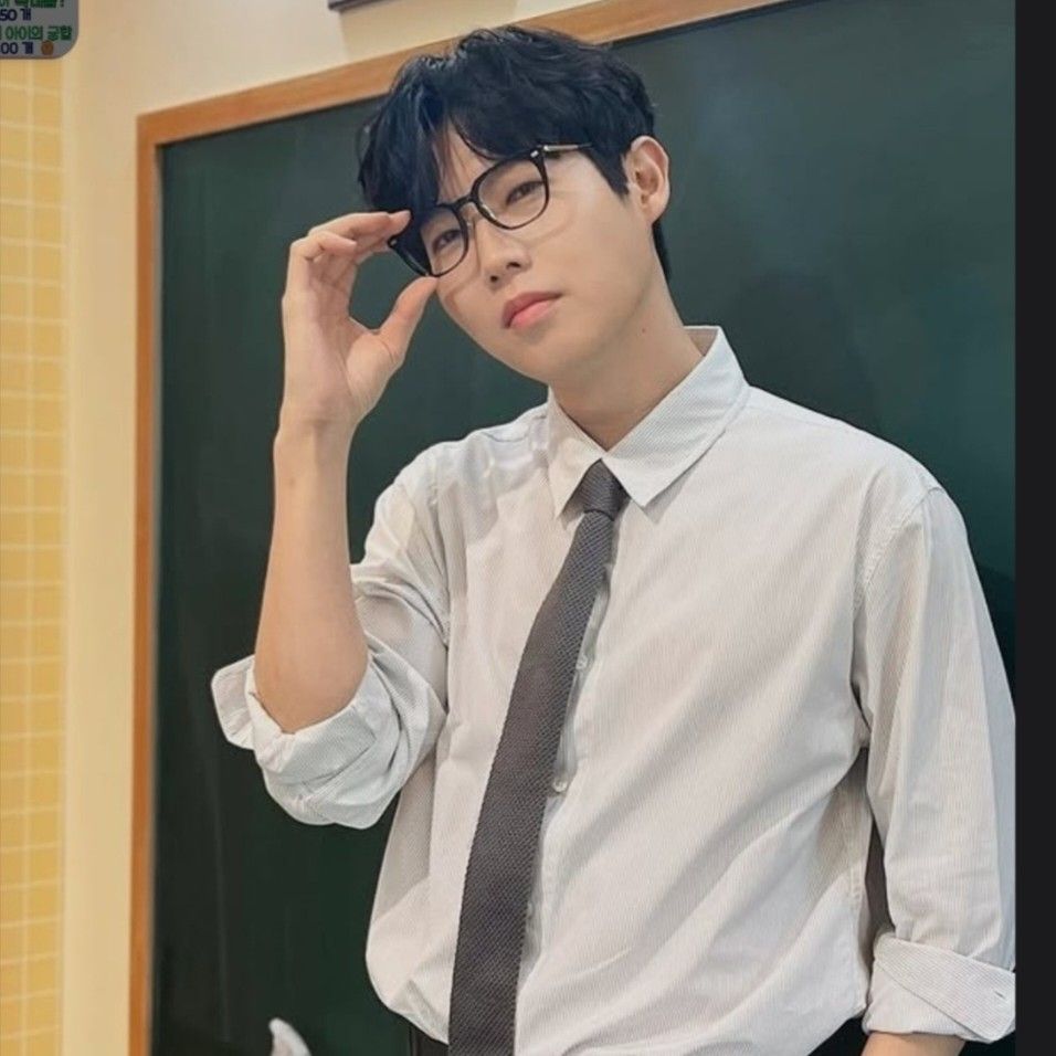 Behind-the-scenes cut of Son Taejin