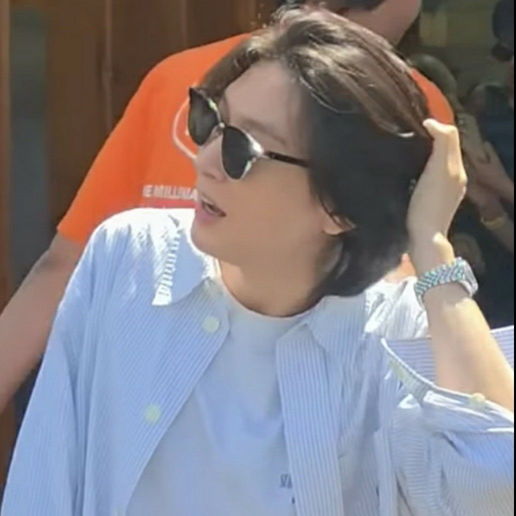 A moment captured by a fan of Kim Yongbin