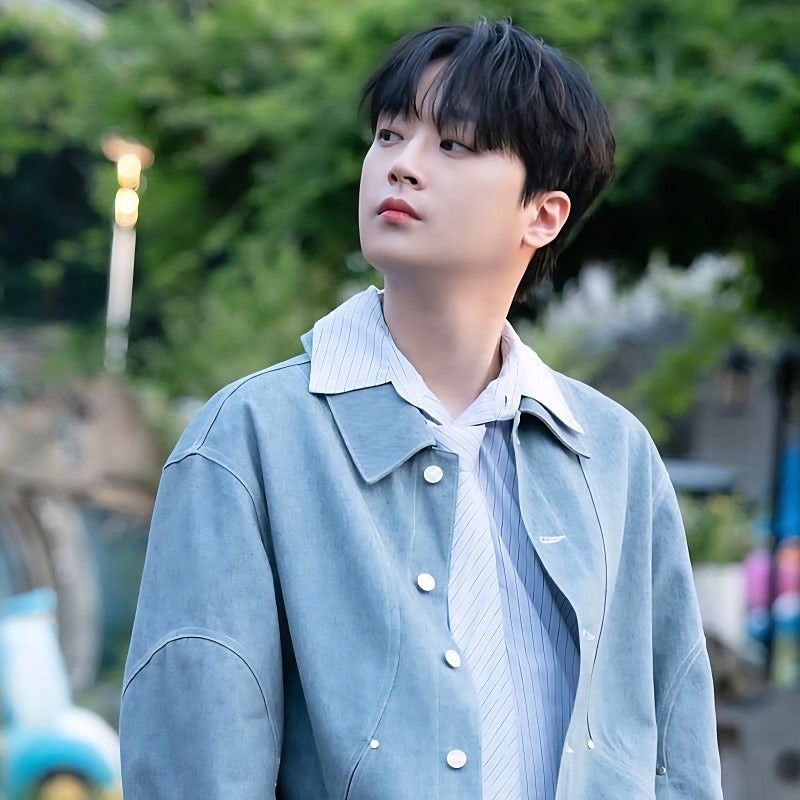 イ・チャンウォンの最近の活動ショット