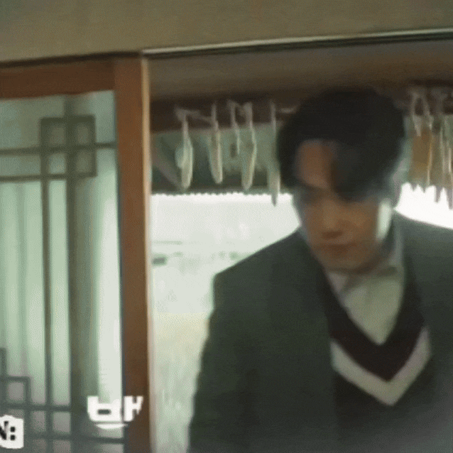Cuplikan di balik layar dari Kim Junghyun