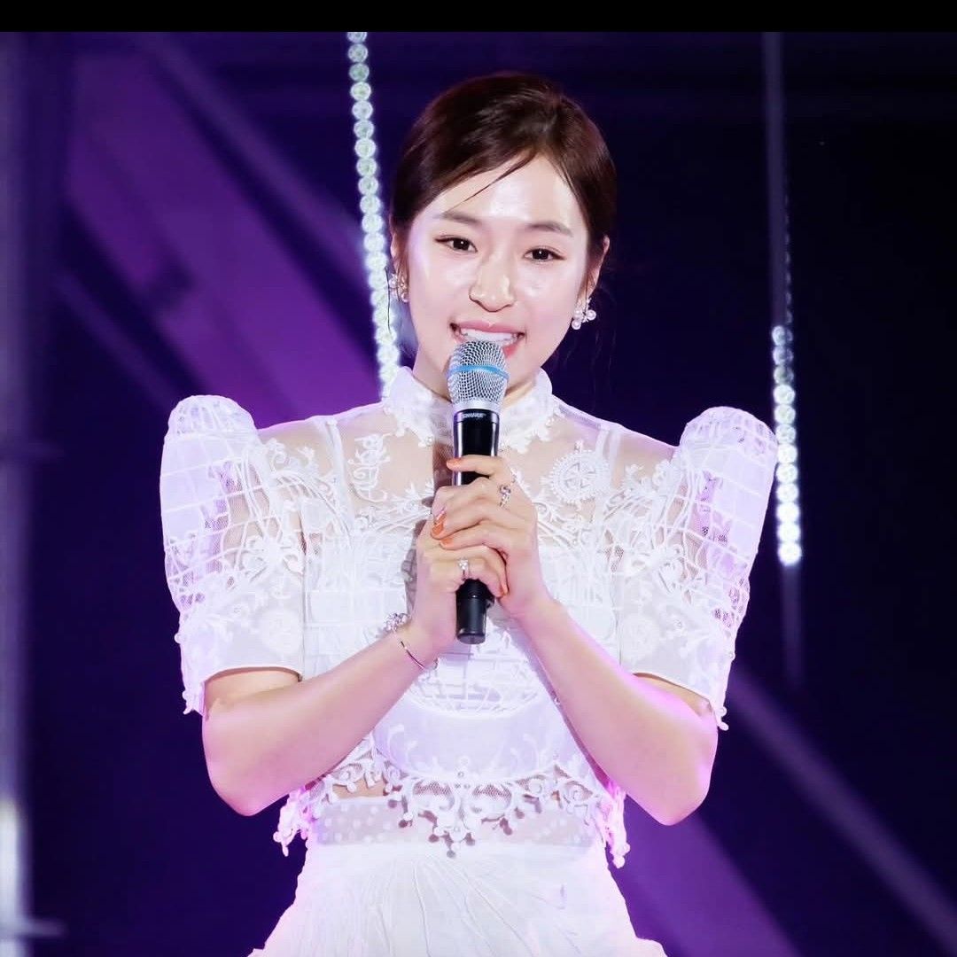 Cuplikan di balik layar dari Hong Ja