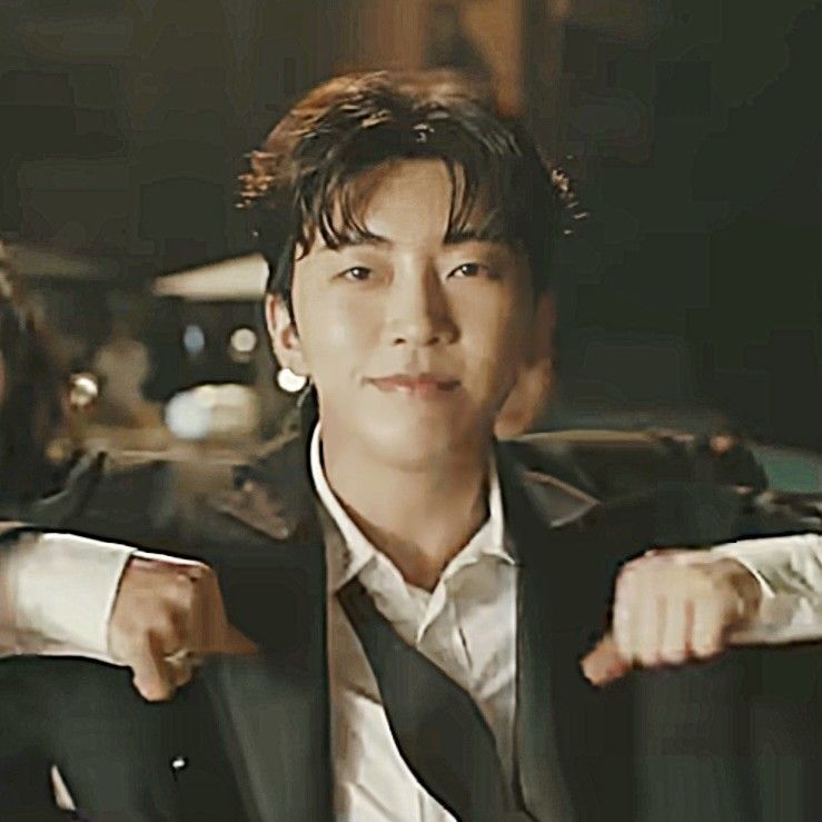 A moment captured by a fan of Lim Youngwoong