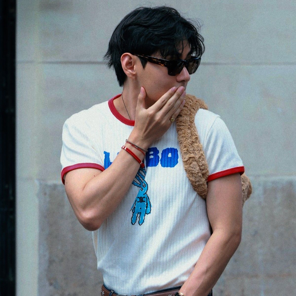 Recent activity shot of Kim Taehyung (V)