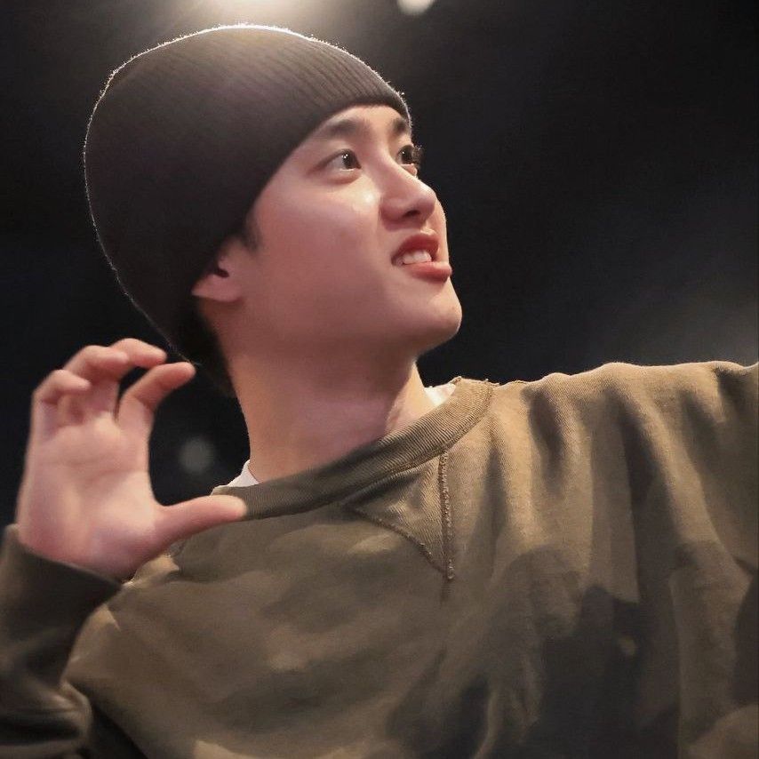 Latest photo of Suho