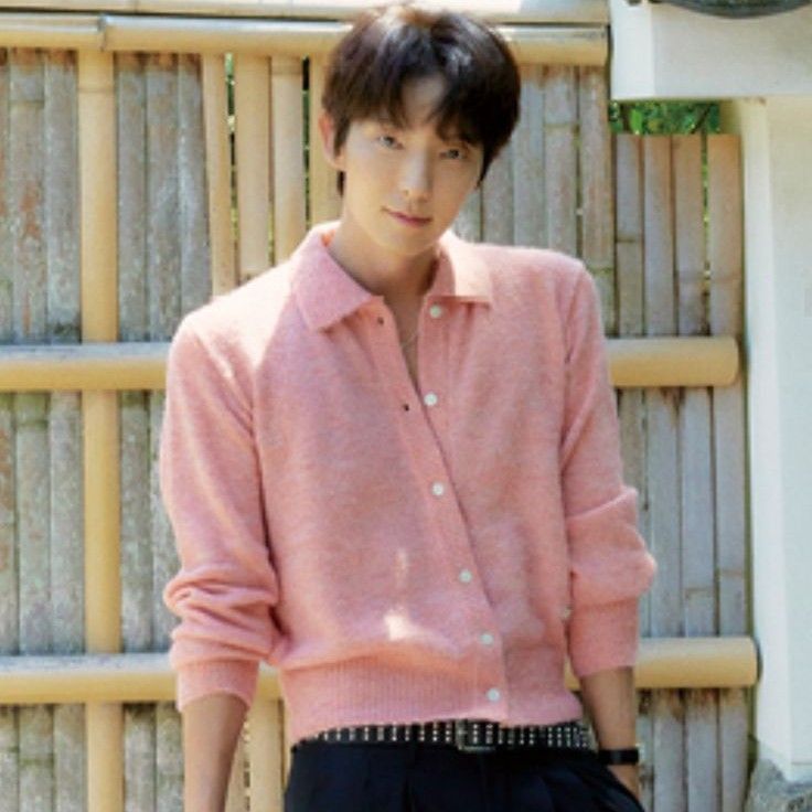 Latest photo of Lee Joongi