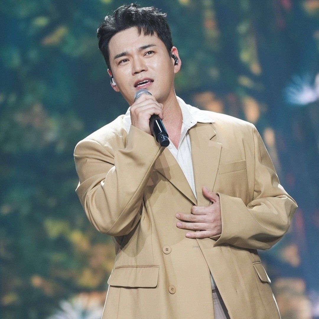 Latest photo of Lee Jung