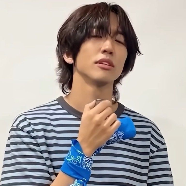 Latest photo of Lee Seungyoon