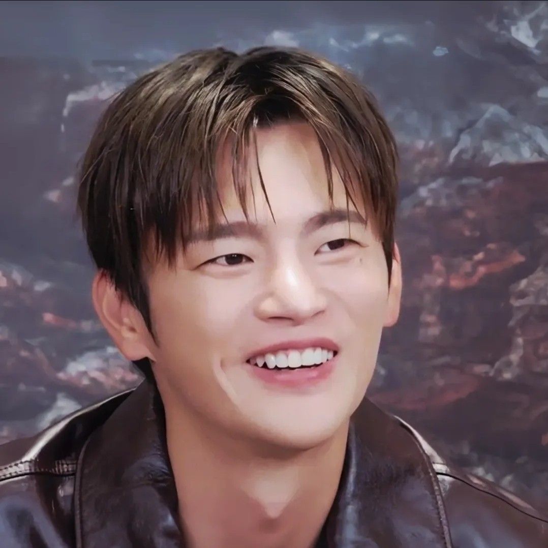A moment captured by a fan of Seo Inguk