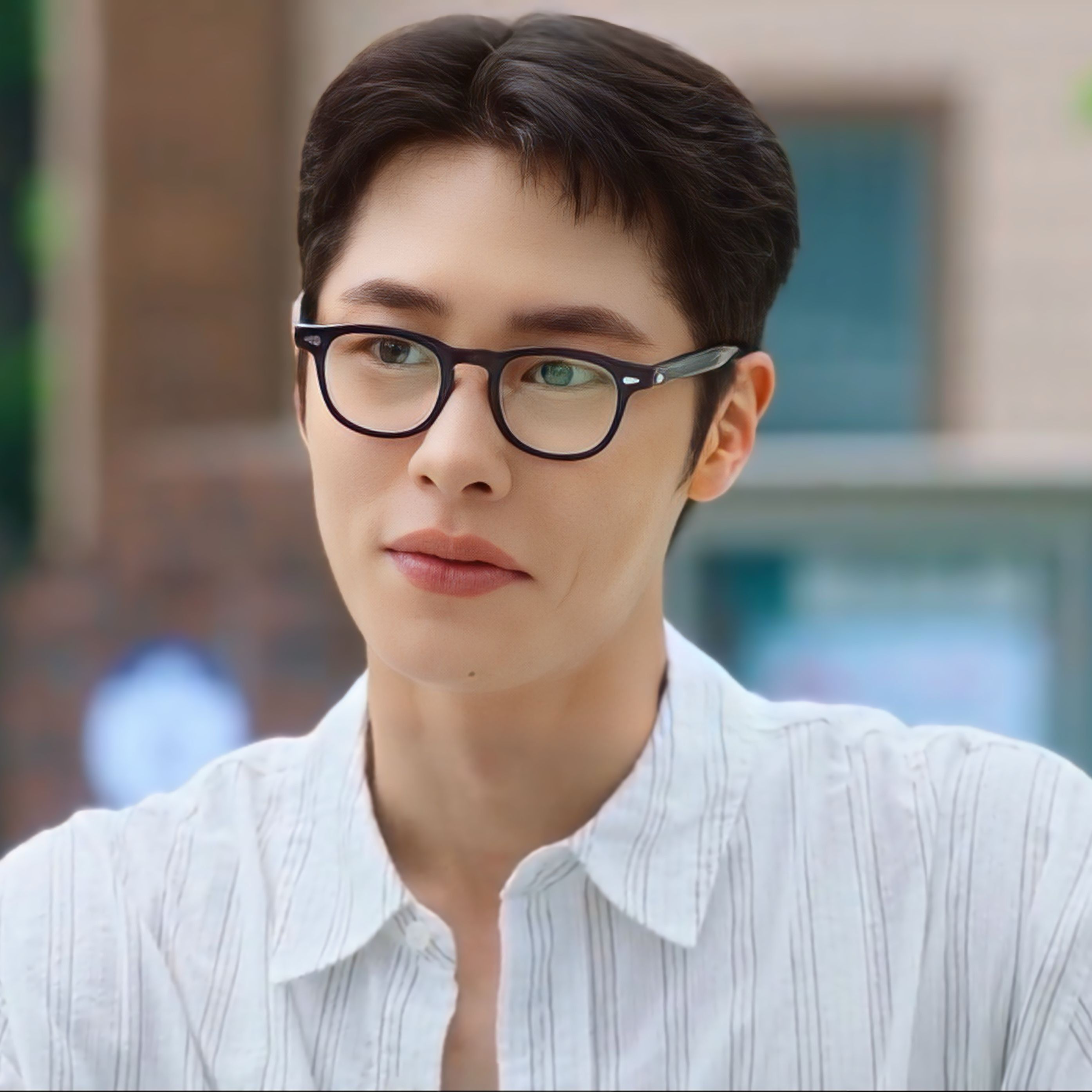 A moment captured by a fan of Lee Jaewook