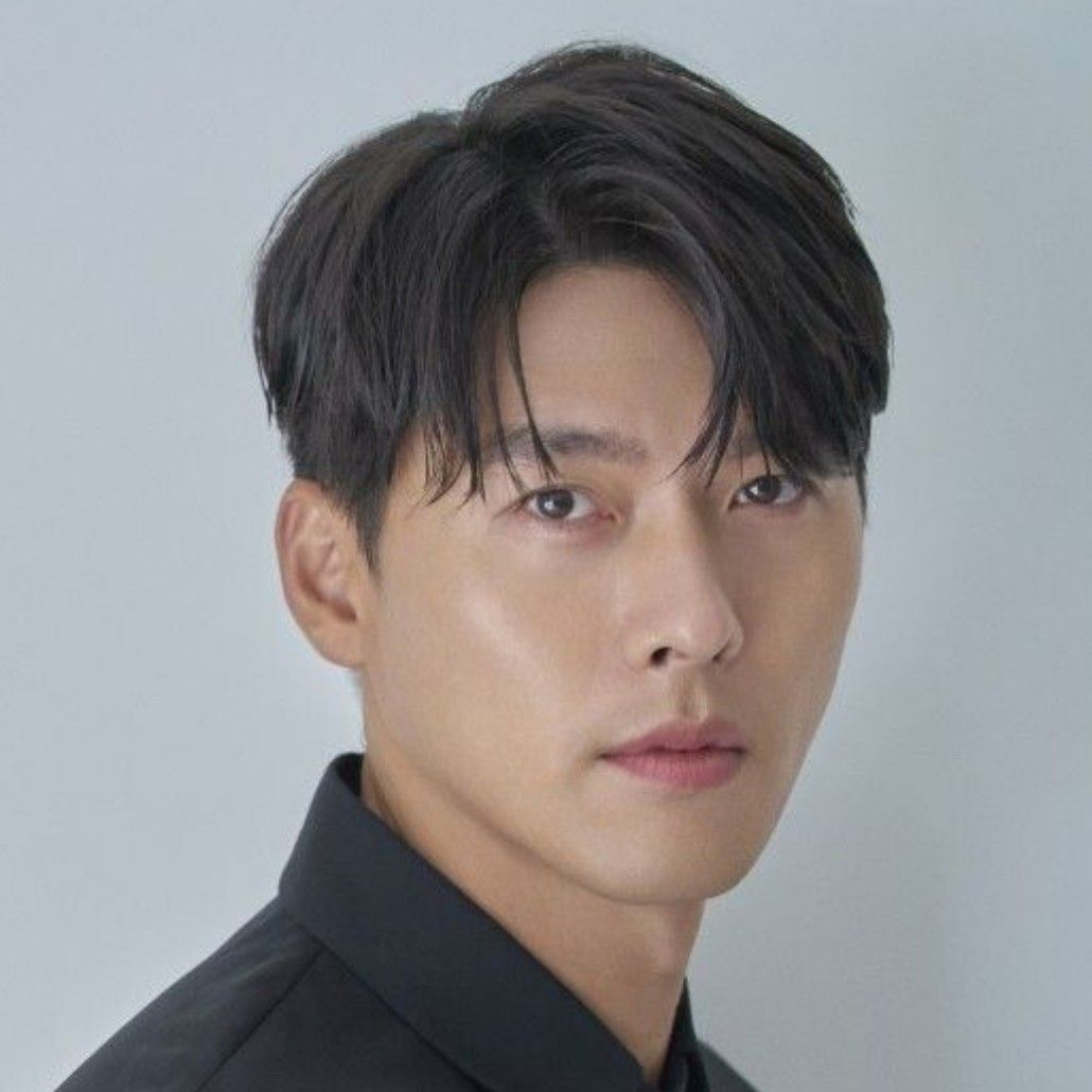 Latest photo of Hyun Bin