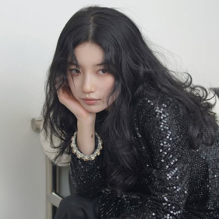 Recent activity shot of Bae Suzy