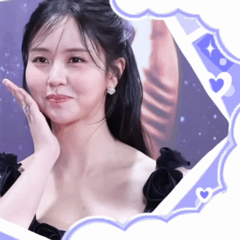 粉丝拍下的金所炫瞬间