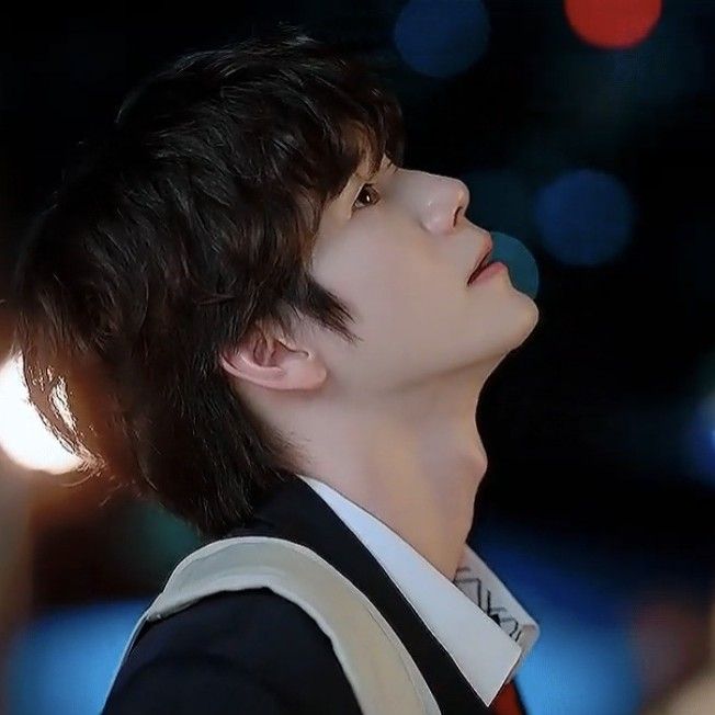 Foto terbaru dari Ong Seongwu