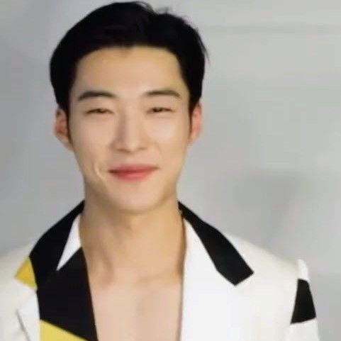Latest photo of Woo Dohwan