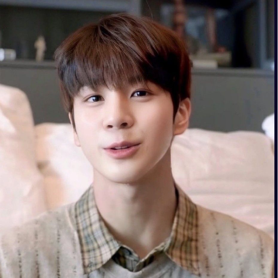 Latest photo of Jeong Dongwon