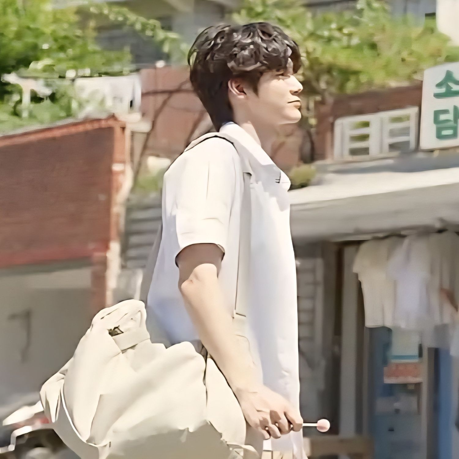 Foto kegiatan terbaru dari Ong Seongwu