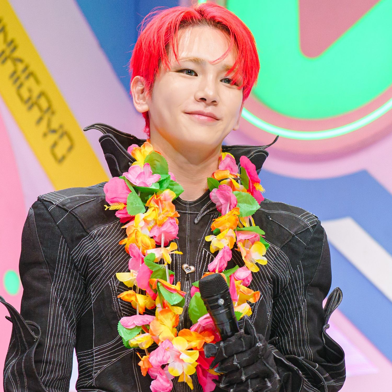 Behind-the-scenes cut of Key