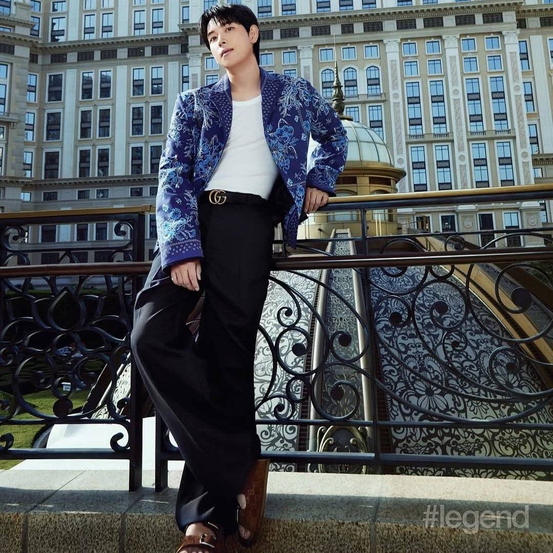 Behind-the-scenes cut of Yim Siwan