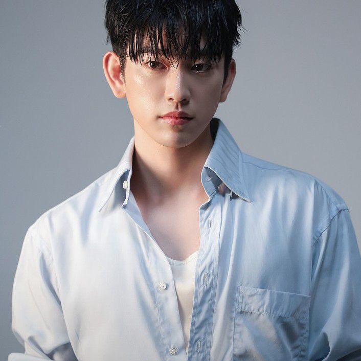 パク・ジニョンのビハインドカット