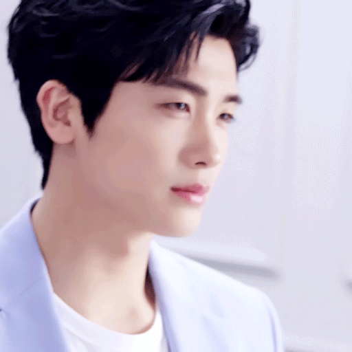 Behind-the-scenes cut of Park Hyungsik