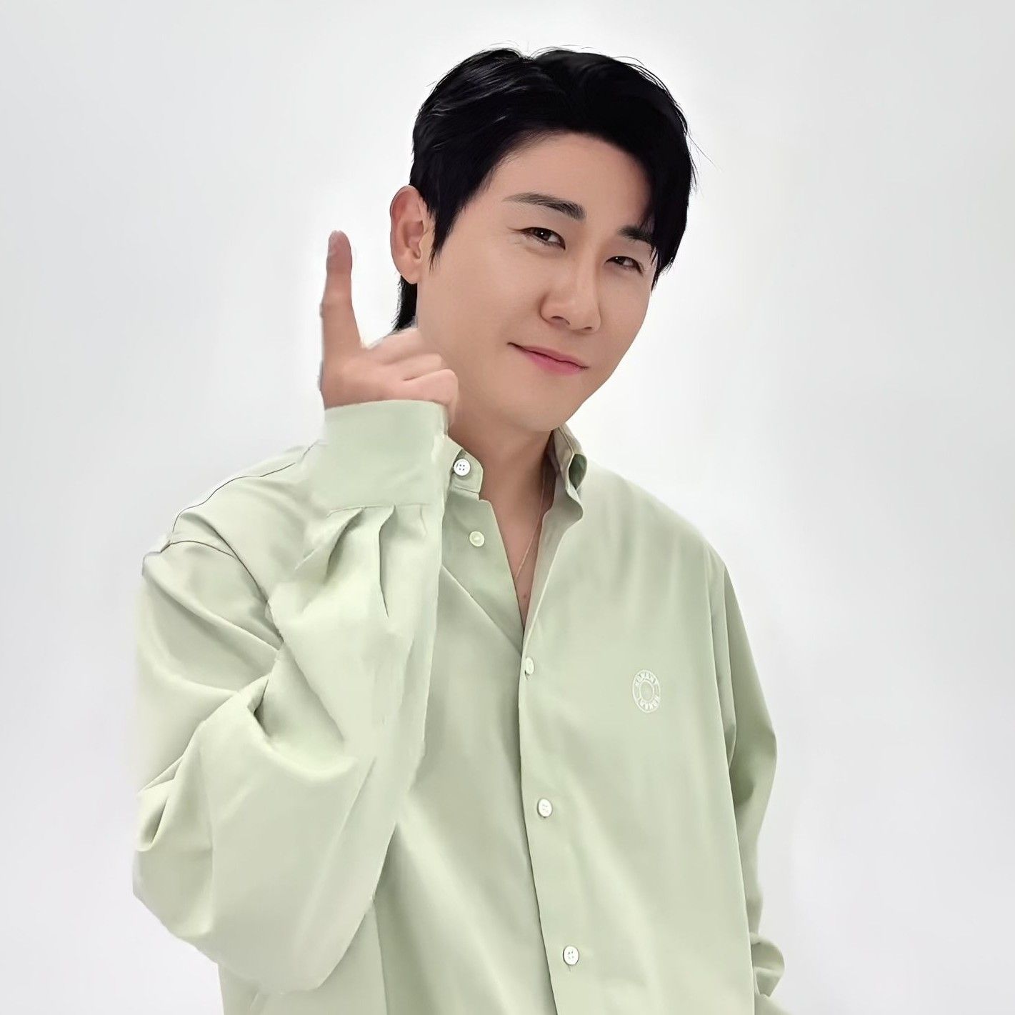 Latest photo of Young Tak