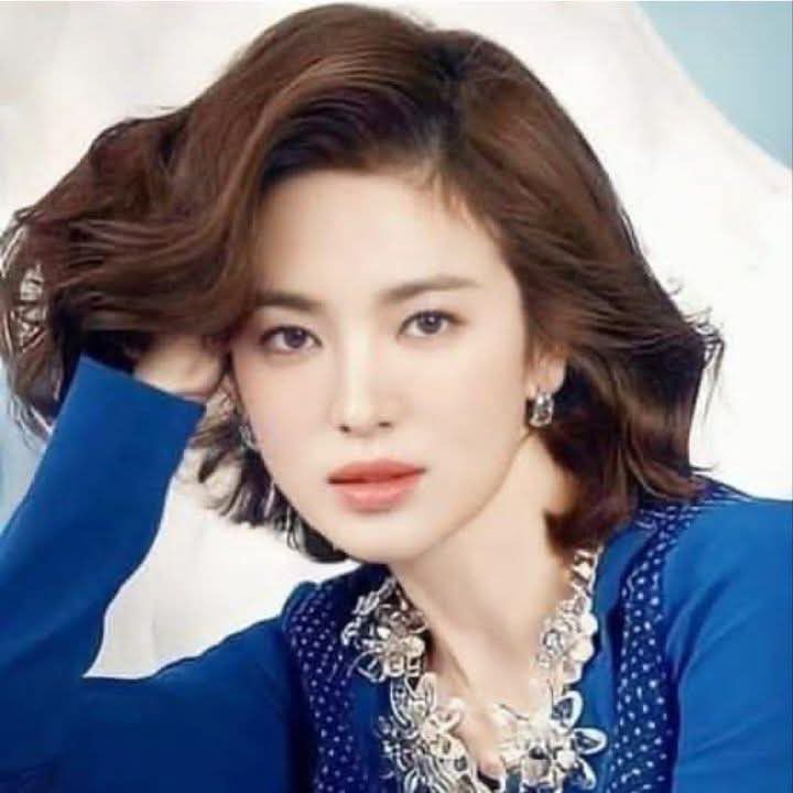 Recent activity shot of Song Hyekyo